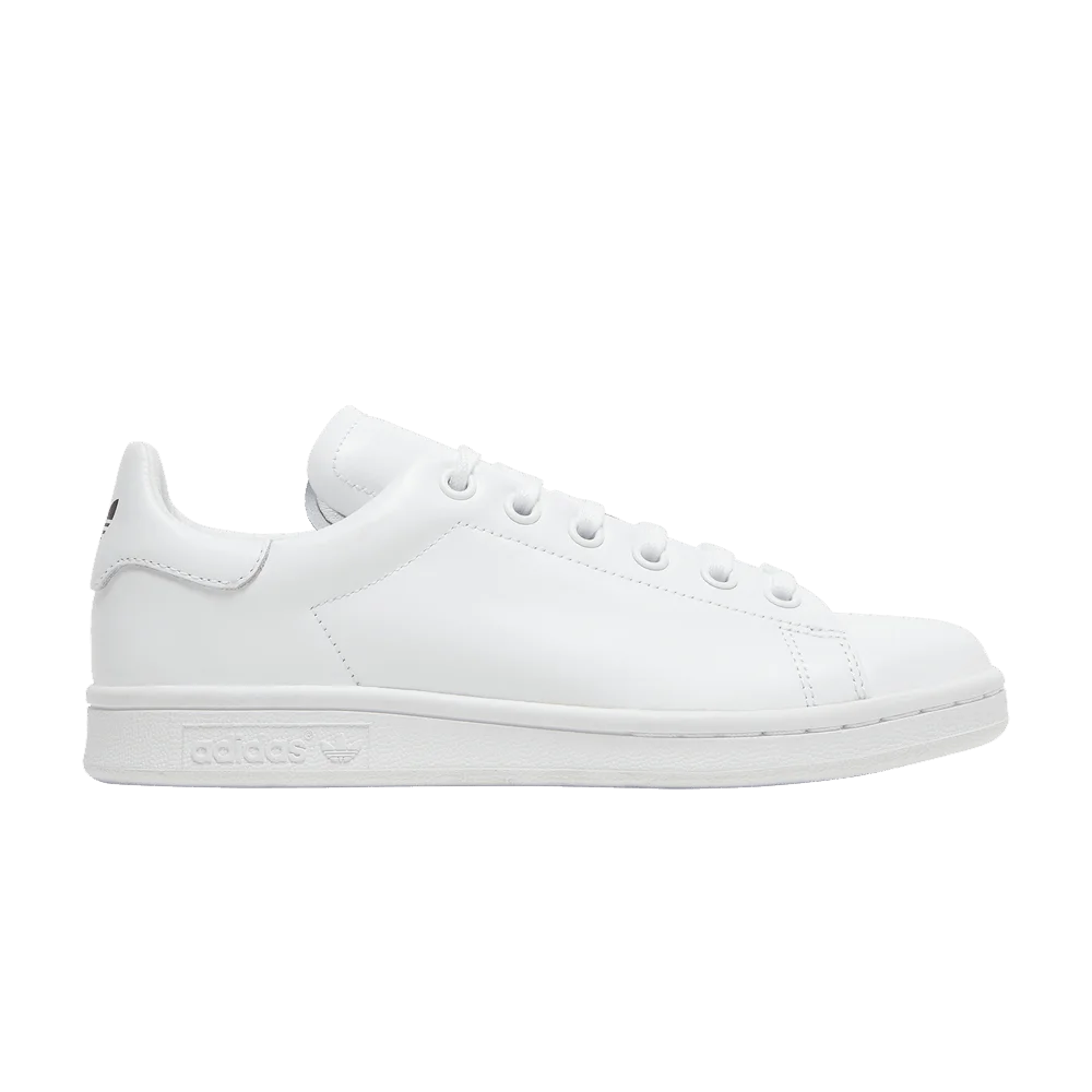 Krossovki-Dover-Street-Market-x-adidas-Stan-Smith-White