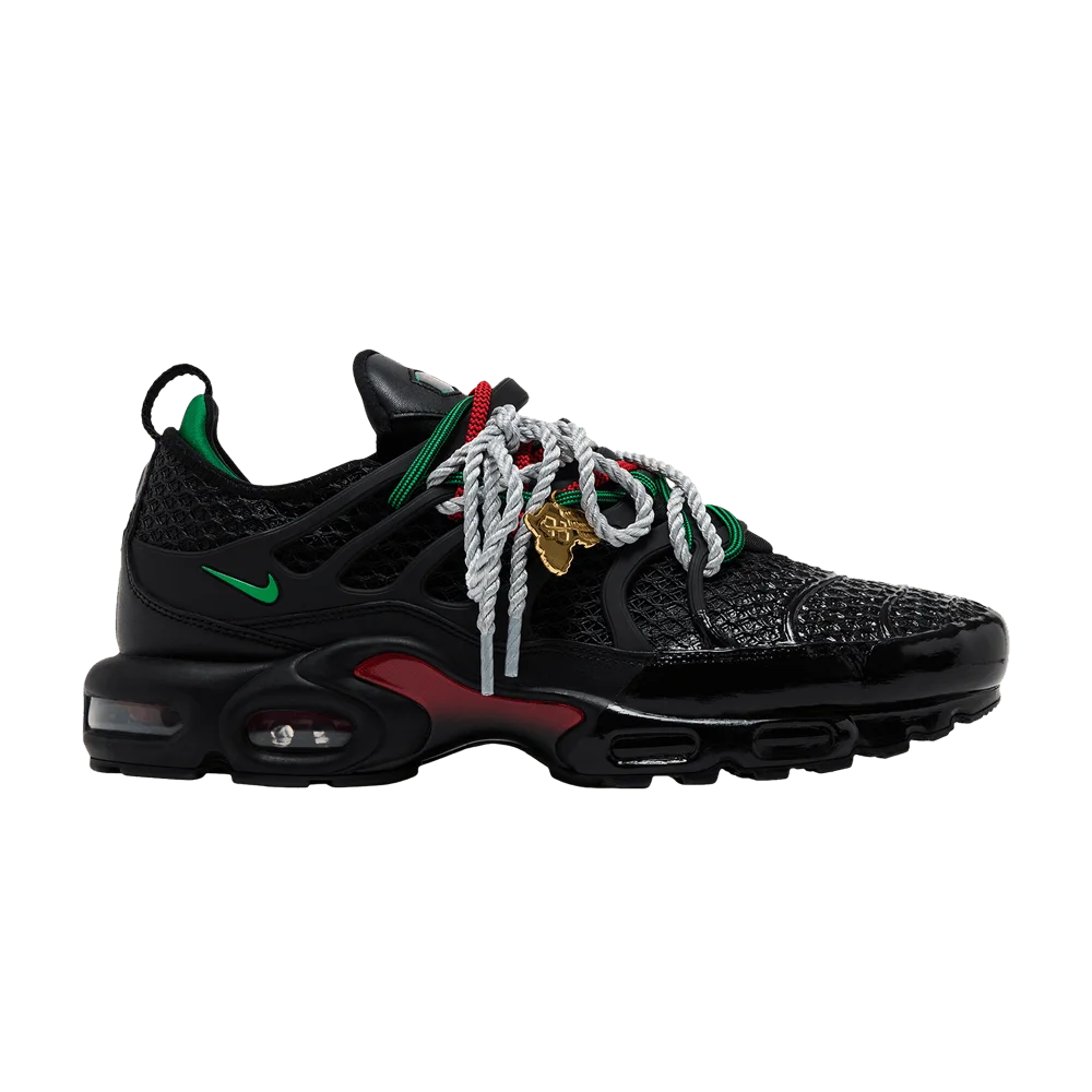 Кроссовки Homecoming x Nike Air Max Plus 'Black University Red Court Green'