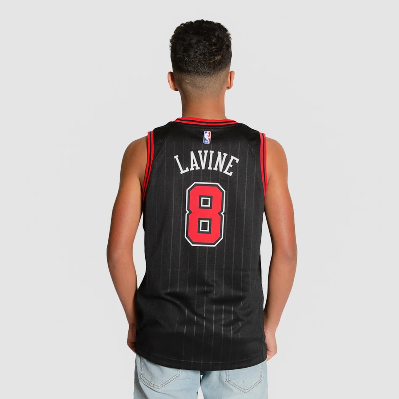 Баскетбольная джерси 2022-23 Chicago Bulls Zach Lavine #8 Youth Swingman Statement Edition Black Jersey
