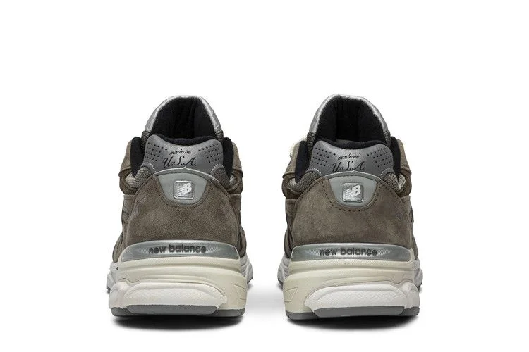 Krossovki-JJJJound-x-New-Balance-990v3-Made-In-USA-Urban-Grey-5