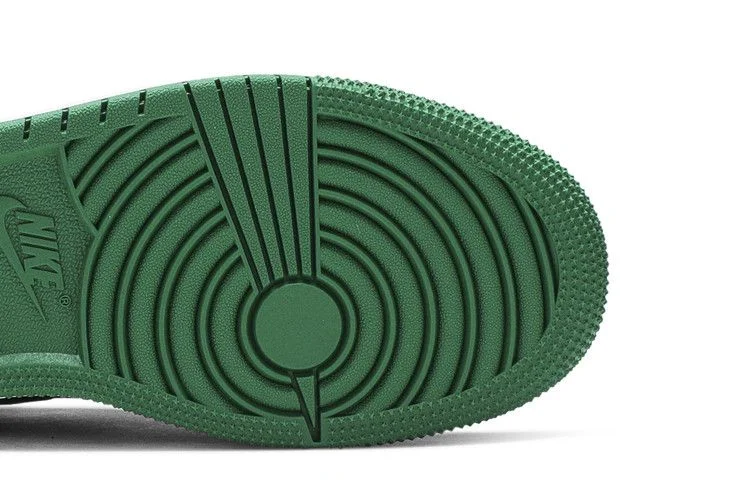 Кроссовки Air Jordan 1 Retro High OG GS 'Pine Green 2.0'