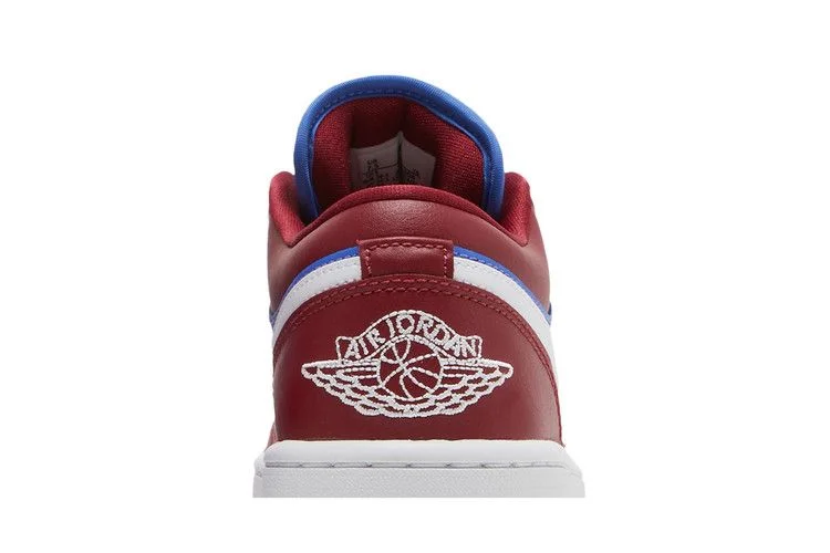 Кроссовки Wmns Air Jordan 1 Low 'Deep Red Blue'
