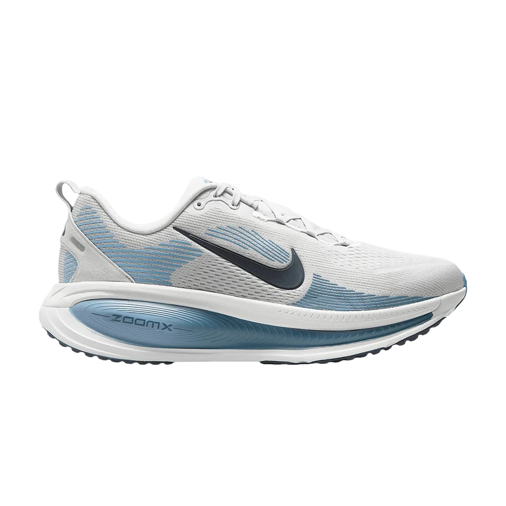 Krossovki-Nike-Vomero-18-Grey-Fog-Off-White