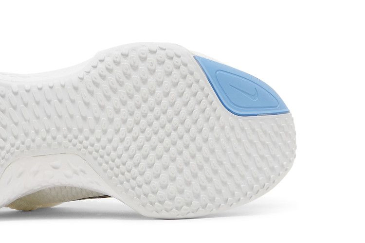 Кроссовки Nike ZoomX Invincible Run Flyknit 2 'White University Blue'