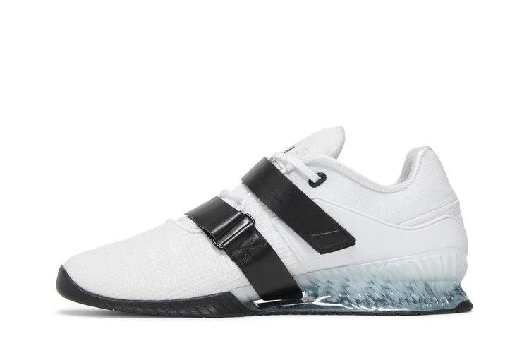 Krossovki-Nike-Romaleos-4-White-Black-Sample-2