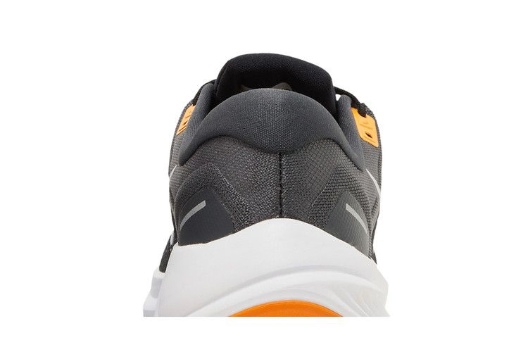 air-zoom-structure-24-black-kumquat-pure-platinum-da8535-003_06