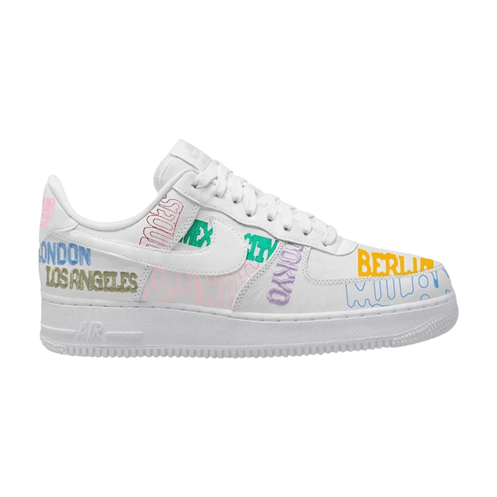 Krossovki-Nike-Air-Force-1-Low-World-Tour-White