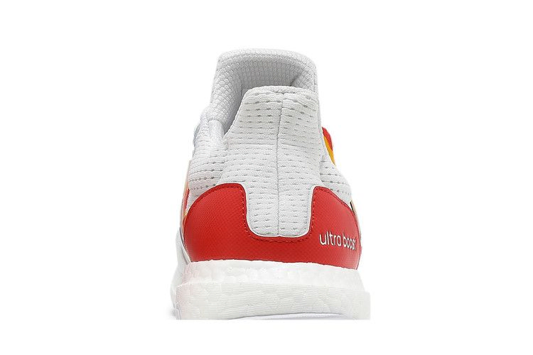 Кроссовки Egle Zvirblyte x adidas Wmns UltraBoost S&L DNA 'Setsubun'