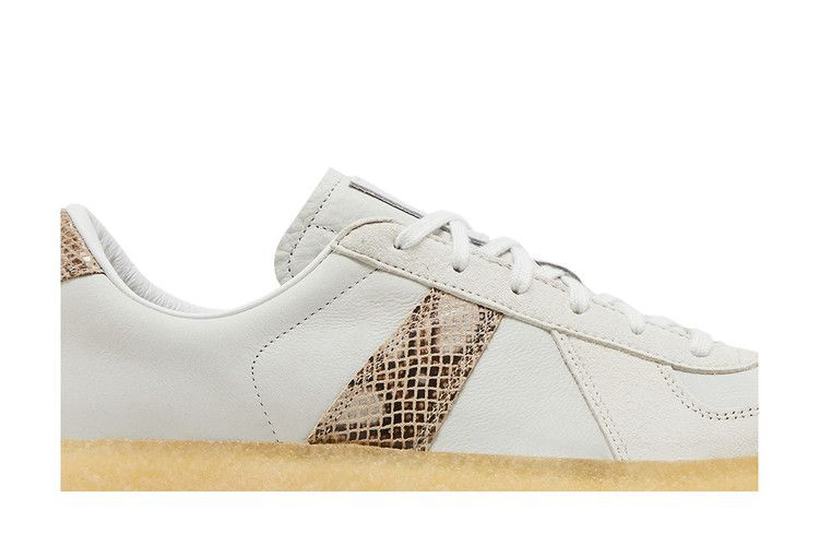 Кроссовки Ronnie Fieg x Clarks x adidas 8th Street BW Army 'Kithmas'