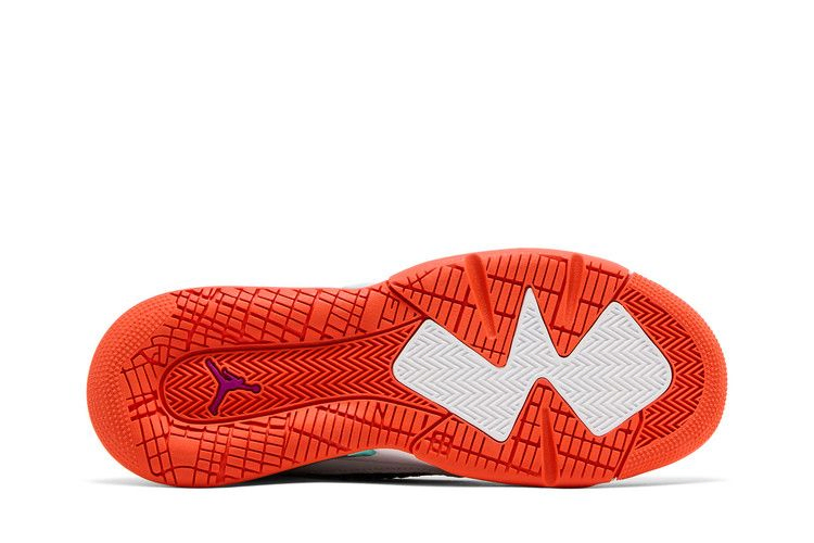 Кроссовки Air Jordan Mars 270 GS 'White Hyper Violet'