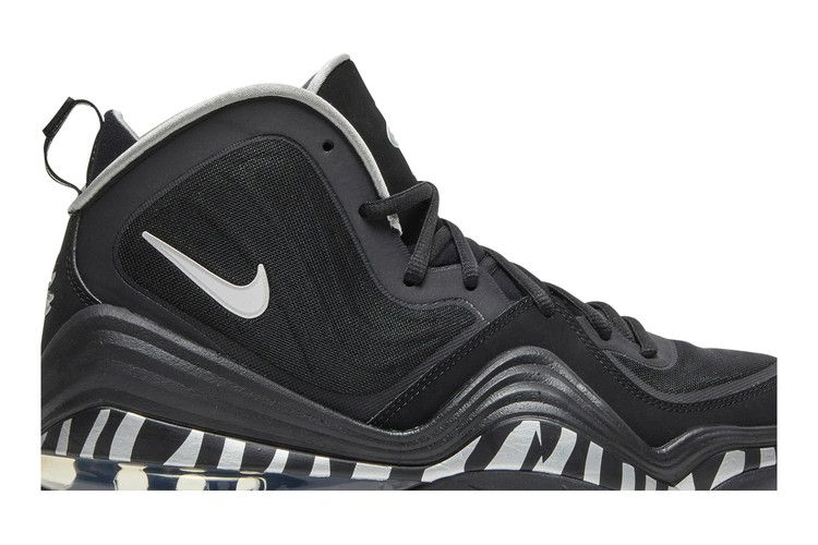 air-penny-5-tiger-striped-cz8782-001_01