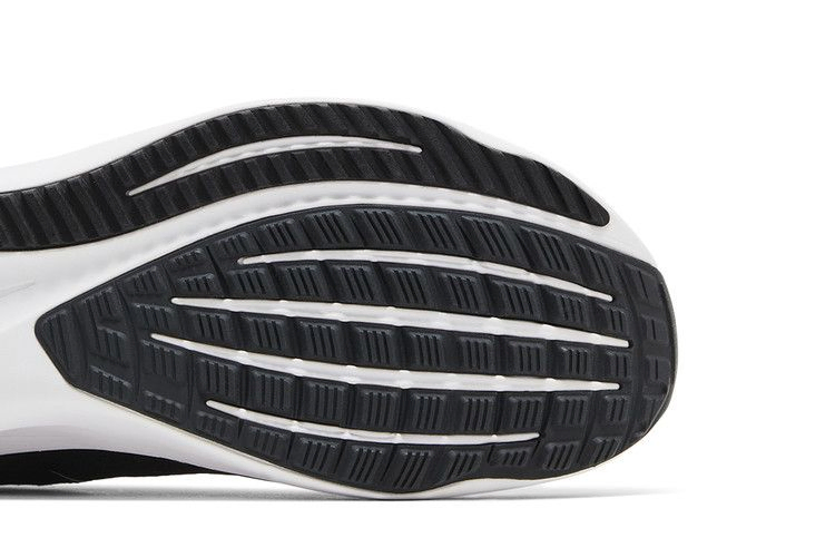 air-zoom-rival-fly-3-black-white-ct2405-001_04
