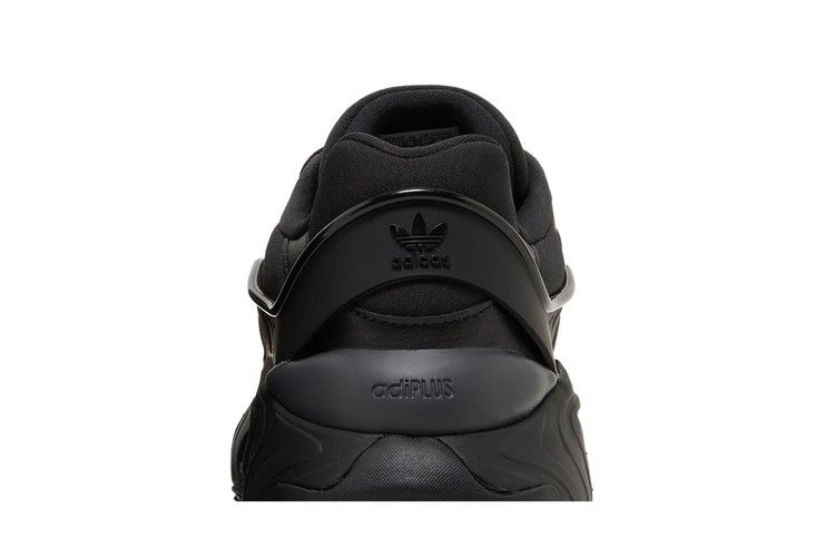 Кроссовки adidas Oznova 'Black Grey'