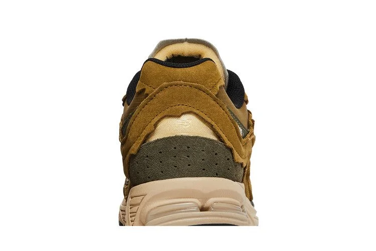 Krossovki-New-Balance-2002R-Protection-Pack-High-Desert-6