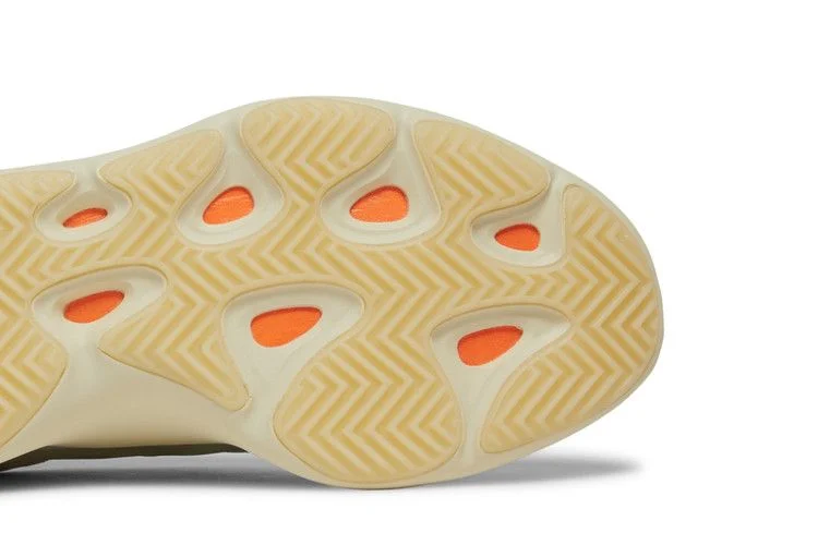 Кроссовки adidas Men's Yeezy 700 V3 'Fade Salt'