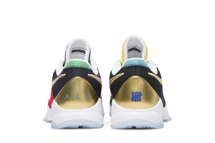 Krossovki-Undefeated-x-Nike-Zoom-Kobe-5-Protro-What-If-Pack-Special-Box-14