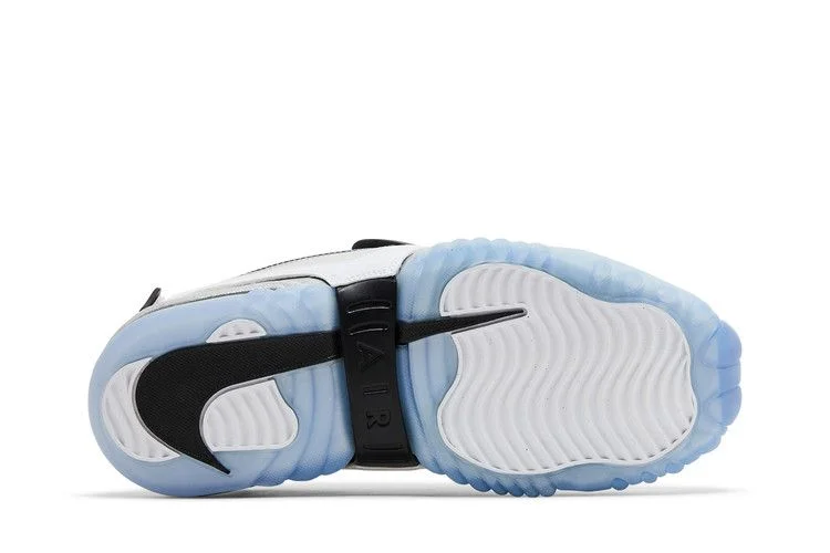 Кроссовки Nike Wmns Air Adjust Force 'White Metallic Silver'