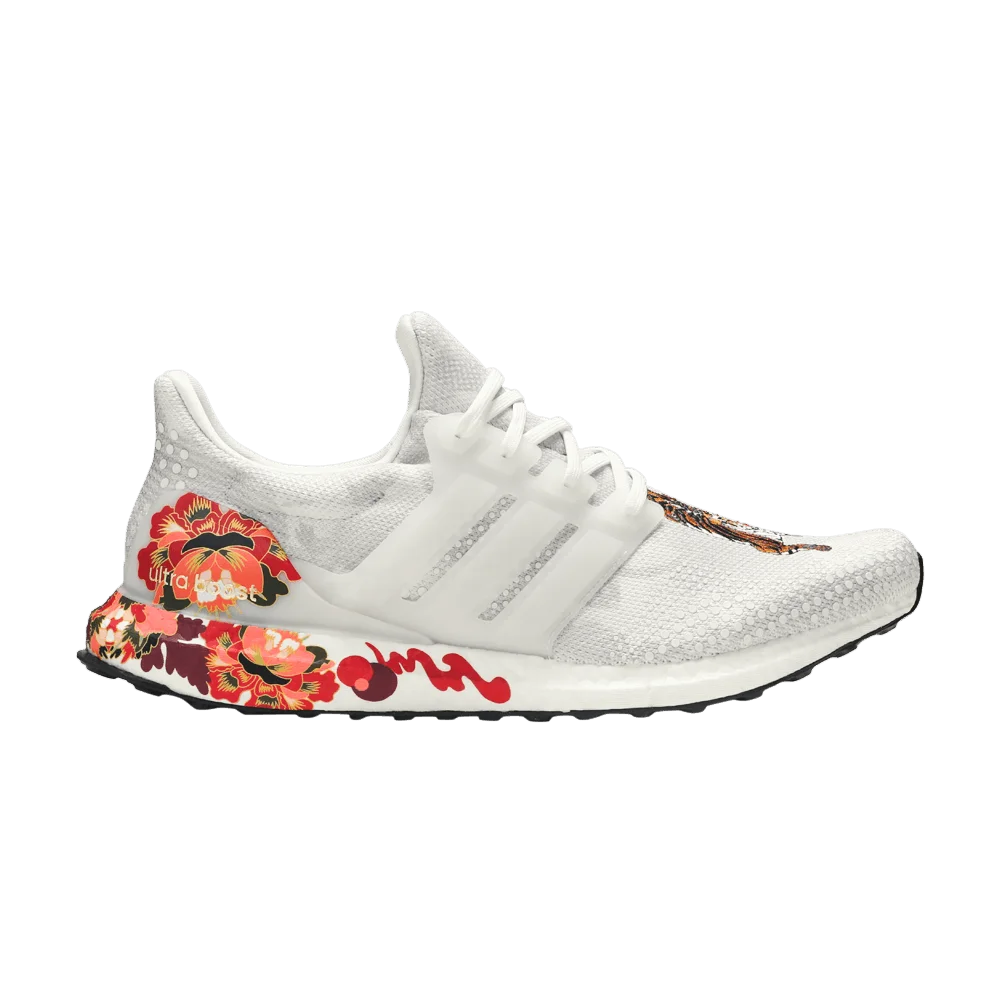 Krossovki-adidas-UltraBoost-OG-Chinese-New-Year