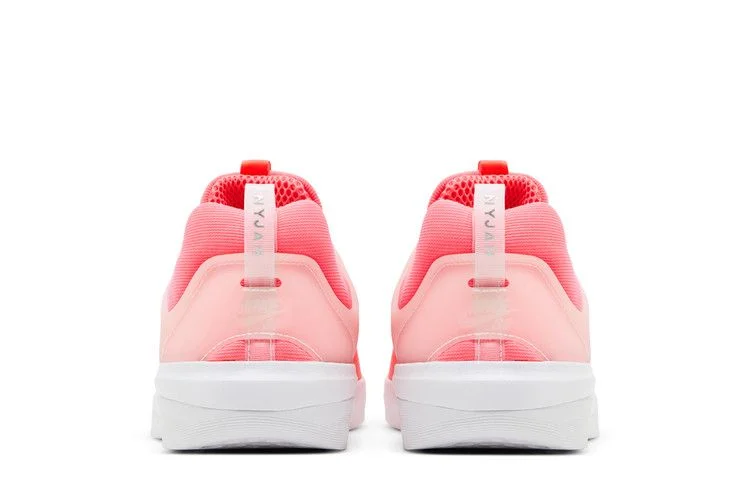 Кроссовки Nike Zoom Nyjah 3 SB 'Hot Punch'