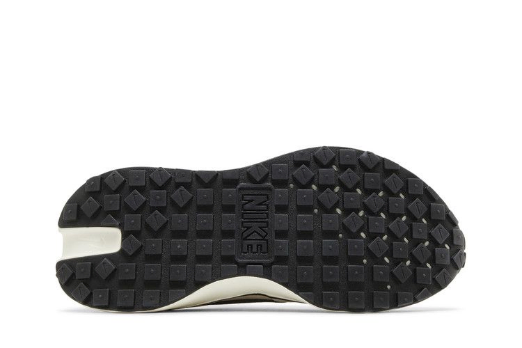 Кроссовки Nike Wmns Phoenix Waffle 'Summit White Black'