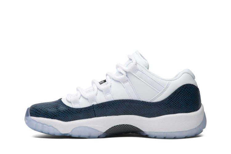jordan-11-retro-low-gs-snake-navy-2019-cd6847-102_02