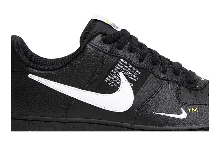 Krossovki-Nike-Air-Force-1-07-LV8-Overbranding-1