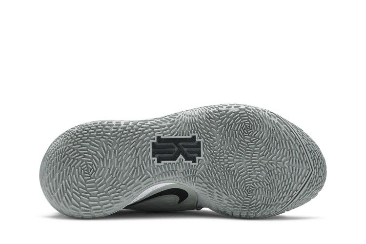 Кроссовки Nike Kyrie Low 2 TB 'Wolf Grey'