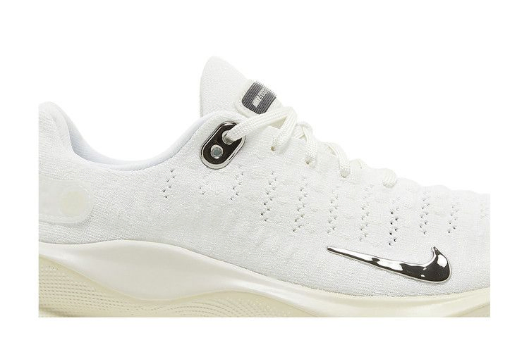 wmns-reactx-infinity-run-4-white-chrome-dr2670-104_01
