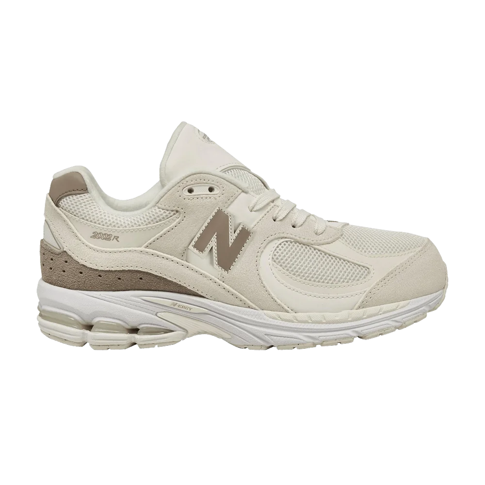 Krossovki-New-Balance-2002R-Big-Kid-Munsell-Light-Mushroom