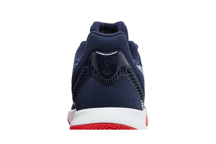 kyrie-flytrap-2-usa-ao4436-401_06
