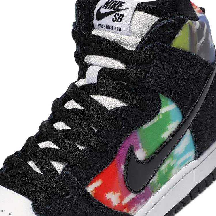 Krossovki-Nike-Dunk-High-SB-TV-Signal-8