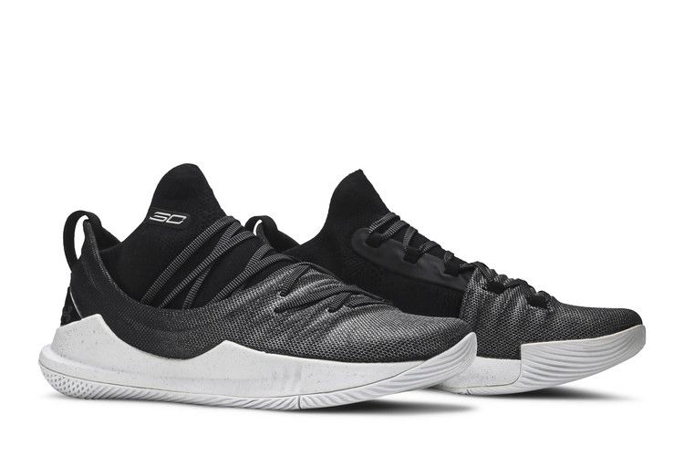 curry-5-black-3020657-101_07