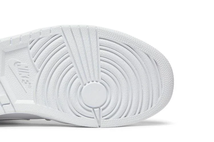 Кроссовки Air Jordan 1 Retro Mid 'White'