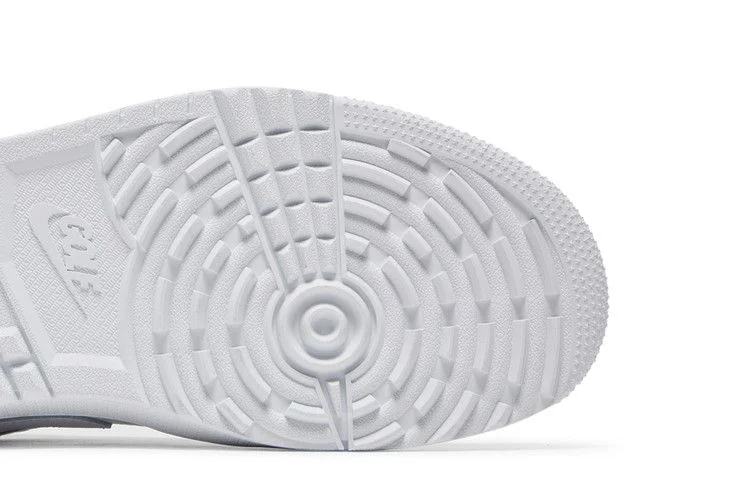 Кроссовки Air Jordan 1 Low Golf 'Triple White'
