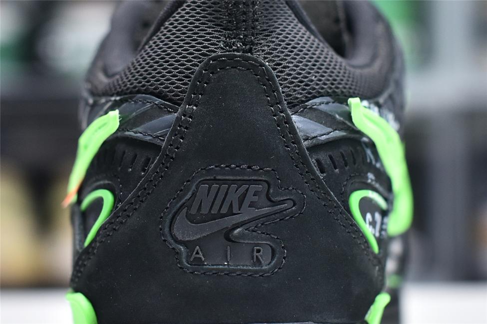 Off-White-x-Nike-Air-Rubber-Dunk-Green-Strike-14