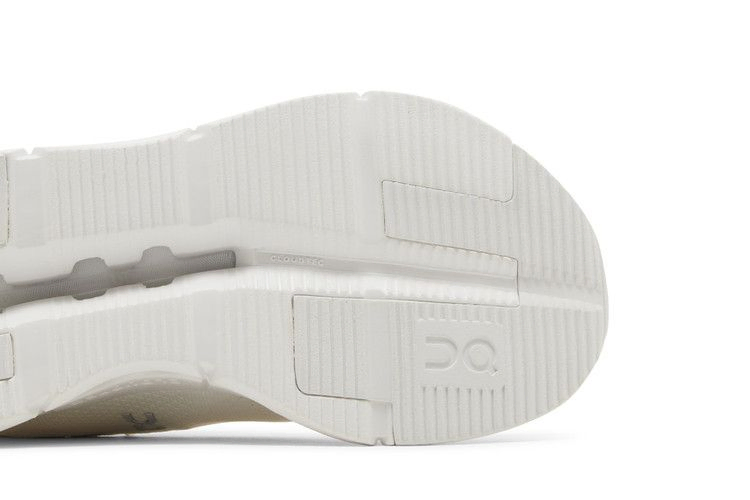 Кроссовки ON Wmns Cloudnova 'Undyed White'