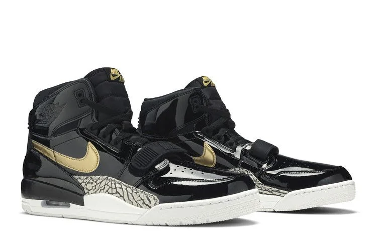 Krossovki-Air-Jordan-Legacy-312-Black-Gold-7