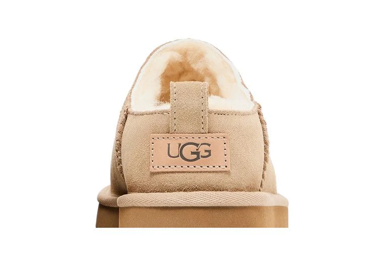 Krossovki-UGG-Wmns-Classic-Micro-Sand-6