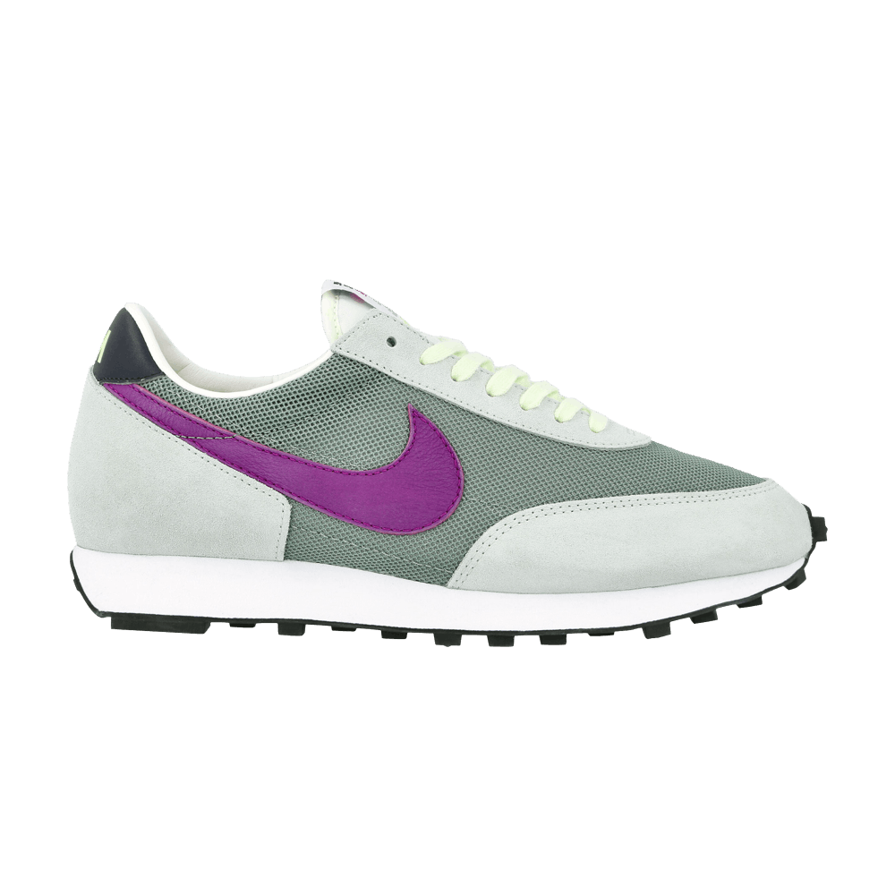 daybreak-sp-silver-pine-hyper-violet-cq6358-300