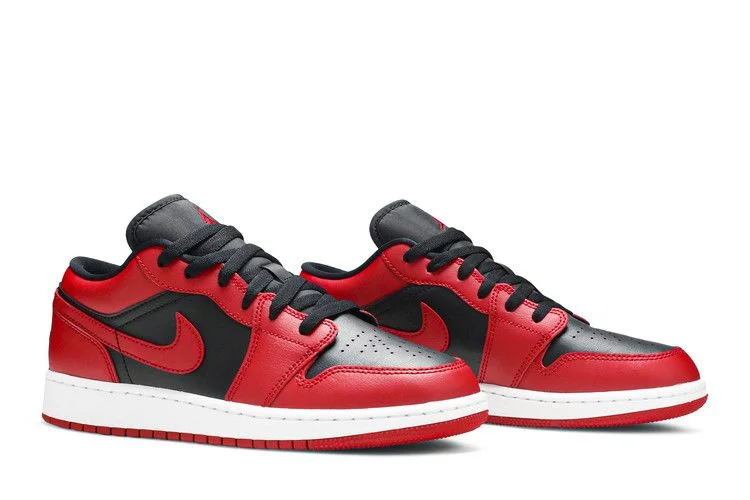 Krossovki-Air-Jordan-1-Low-GS-Reverse-Bred-7