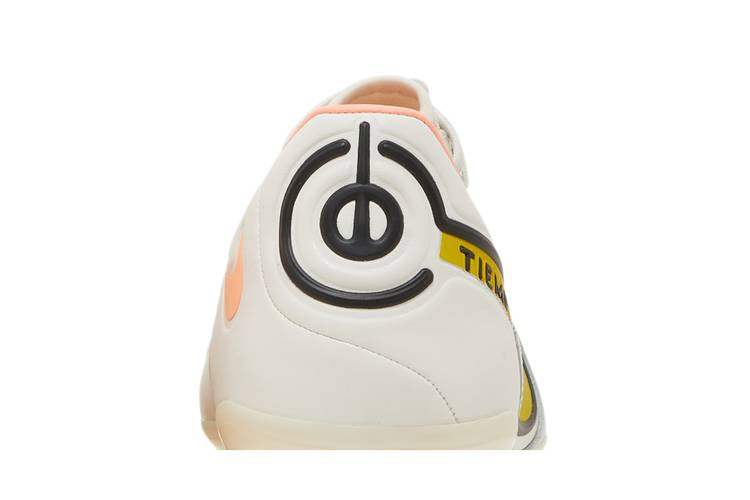 Кроссовки Nike Tiempo Legend 9 Pro FG 'Lucent Pack'