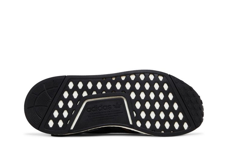Кроссовки Adidas Wmns NMD_R1 'Black Rose Gold'