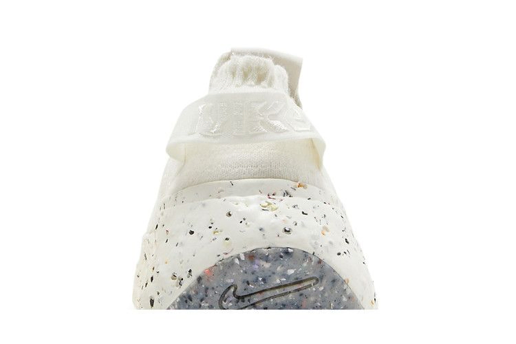 Кроссовки Nike Wmns Space Hippie 04 'Sail'
