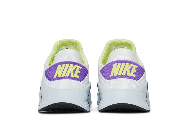 Кроссовки Nike Wmns Free Metcon 4 'White Wild Berry'