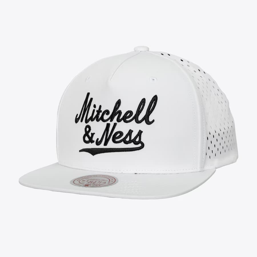 Бейсболка Mitchell & Ness White Perfect Snapback Hat