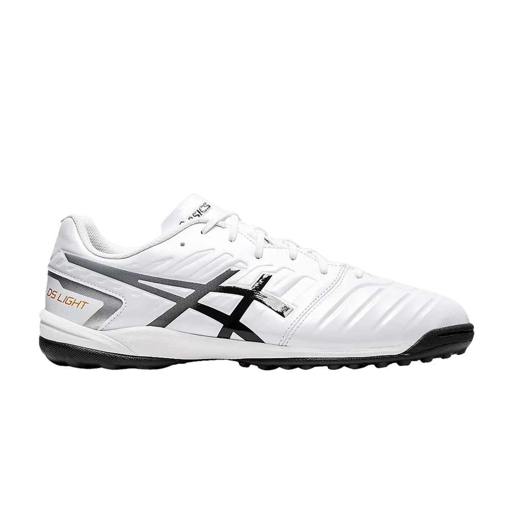 Krossovki-Asics-DS-Light-Club-TF-White-Black