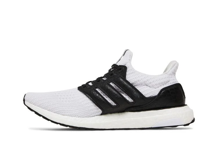 Кроссовки Adidas UltraBoost DNA 'Animal Pack - Croc'