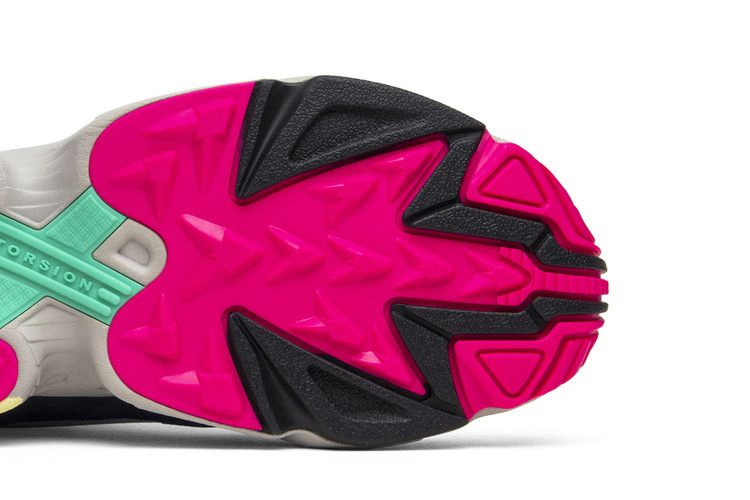 wmns-falcon-bb9174_04
