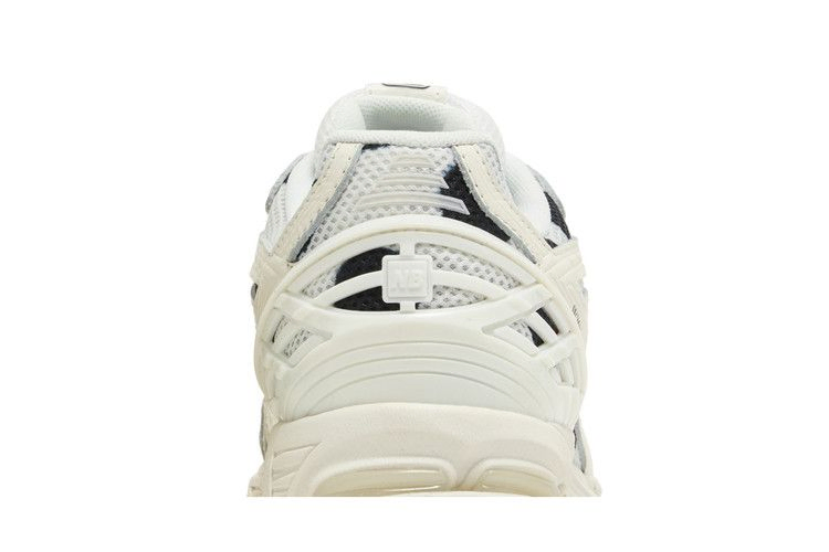Кроссовки New Balance 1906R 'Polka Dot Pack - Sea Salt'