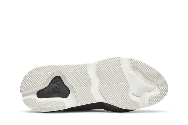y-3-kaiwa-black-white-fz4327_03